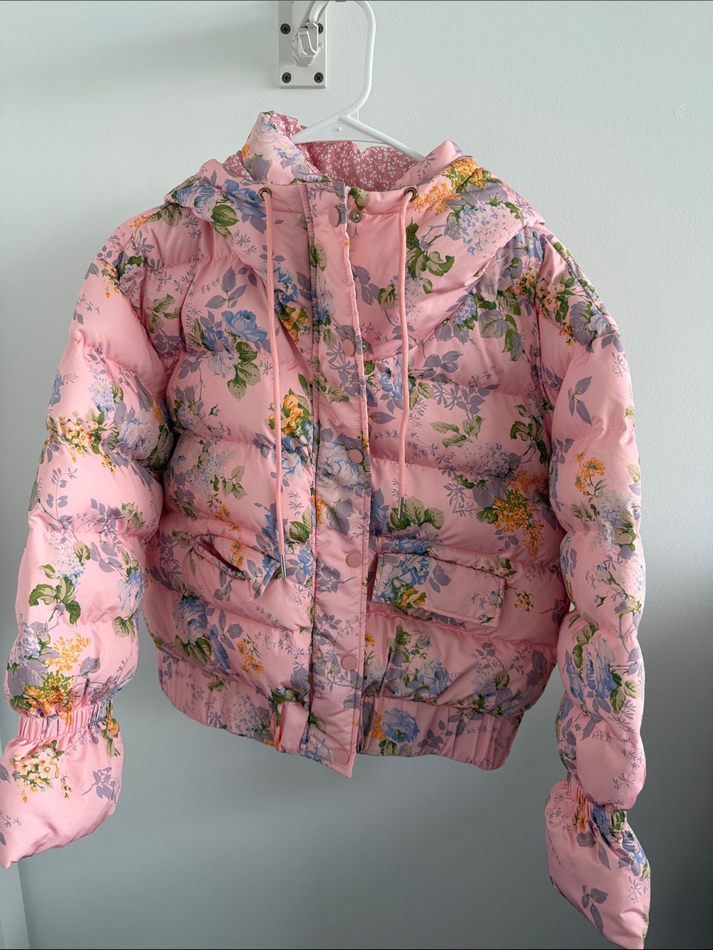 Women’s Pink Floral Puffer Jacket with Hood M BNWT